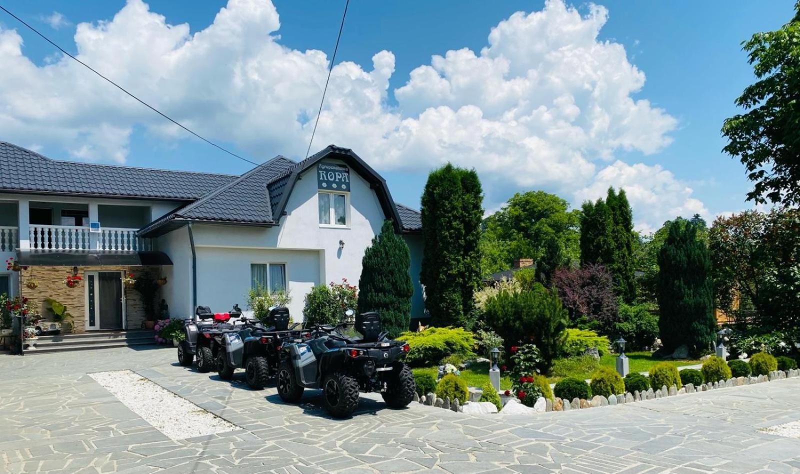 Agropa Garden Hotel Prundul Birgaului Exterior photo